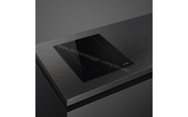 SMEG SIM3323D - Appareil encastr&eacute; vue 3/4 gauche