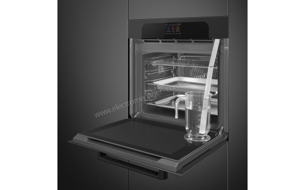 SMEG SO6204S4PB - Mise en situation