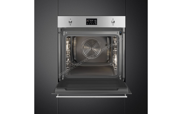 SMEG SO6302S3PX - Vue de l'int&eacute;rieur