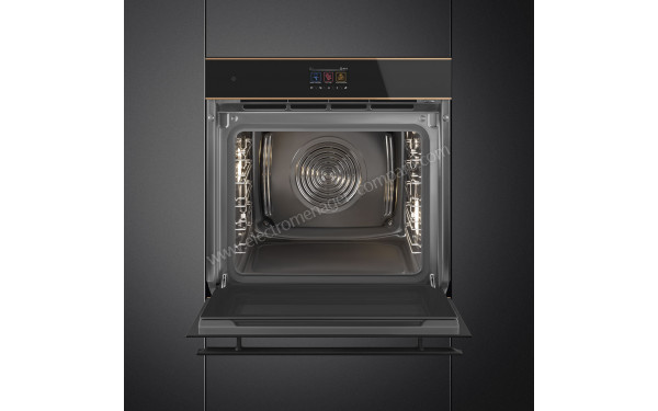 SMEG SO6604S4PNR - Vue de l'int&eacute;rieur