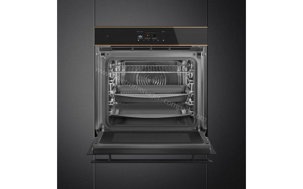 SMEG SO6606APNR - Vue de l'int&eacute;rieur