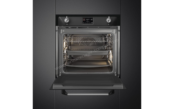 SMEG SOP6902S2PN - Vue de l'int&eacute;rieur