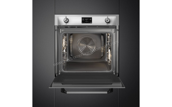 SMEG SOP6902S2PX - Vue de l'int&eacute;rieur