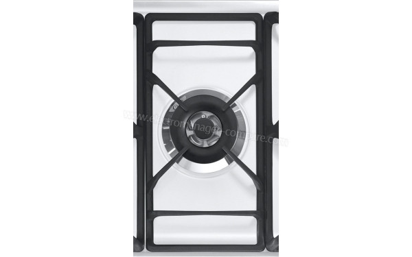 SMEG SR775BS1 - Zoom sur le foyer Ultra-rapide double commande