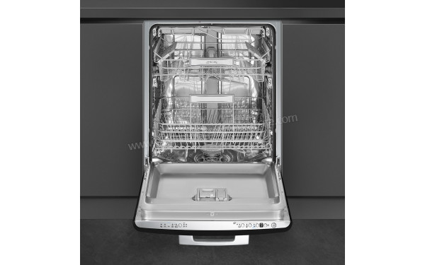 SMEG ST2FABBL2 - Vue de l'int&eacute;rieur