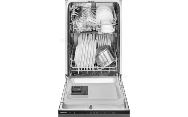 SMEG ST4522DIN - Vue de l'int&eacute;rieur