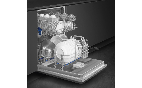 SMEG STL281DS - Vue de l'int&eacute;rieur