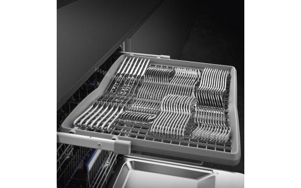 SMEG STL332CLFR - Vue du tiroir sup&eacute;rieur