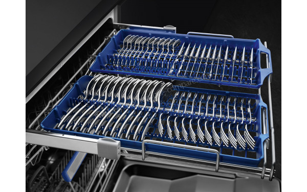 SMEG STL62338LFR - Vue du tiroir sup&eacute;rieur