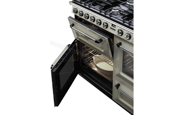 SMEG TR4110P1 - Vue 3/4 gauche, portes ouvertes fours 1 et 2 (cr&eacute;dit : Boulanger)
