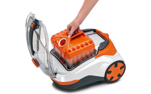 THOMAS Cycloon Hybrid Pet & Friends - Vue de l'extraction du bac