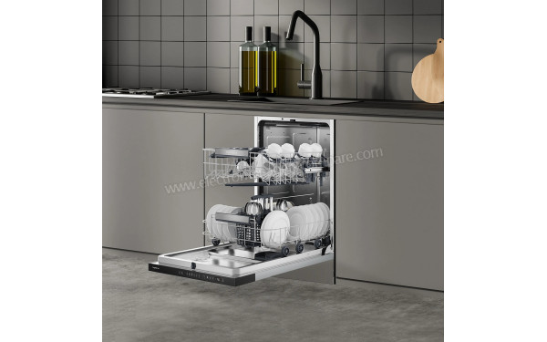 THOMSON THBI1444CFULL - Mise en situation