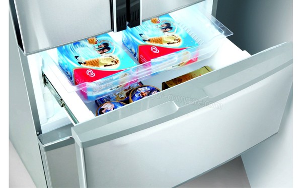 THOMSON THM70IX - Vue de l'int&eacute;rieur cong&eacute;lateur (cr&eacute;dit : Darty)