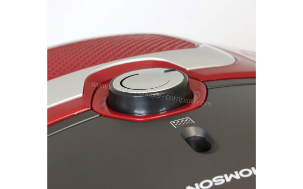 THOMSON THVC69 - Vue sur le bouton de commande