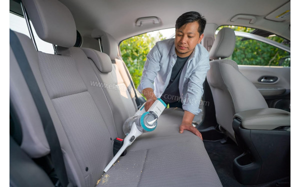 TINECO Power Hero 11 Bleu - Mise en situation
