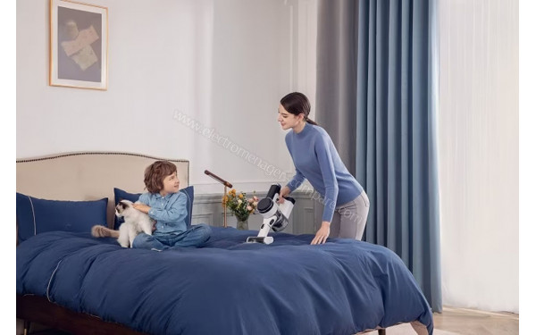 TINECO Pure One S12 - Mise en situation