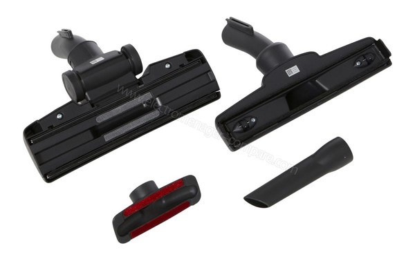 TORNADO TO6860EL - Brosses et accessoires vue de dessous  (cr&eacute;dit : Boulanger)