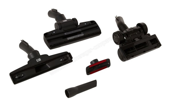 TORNADO TO6870EL - Brosses et accessoires vue &agrave; l'envers (cr&eacute;dit : Boulanger)