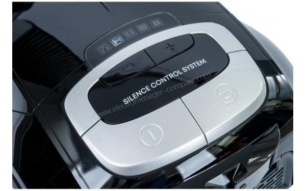 TORNADO VCBKC800BCL - Vue sur les boutons de commandes