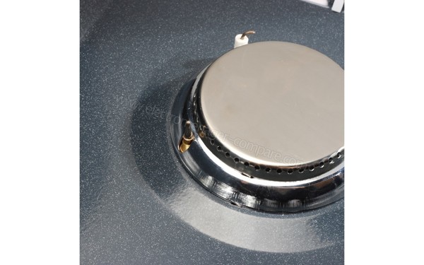 TRISTAR KO-6582 - zoom sur le foyer