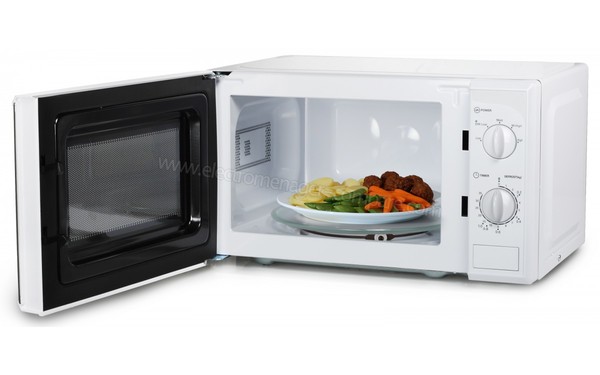 TRISTAR MW-2706 - Vue 3/4 droite, porte ouverte