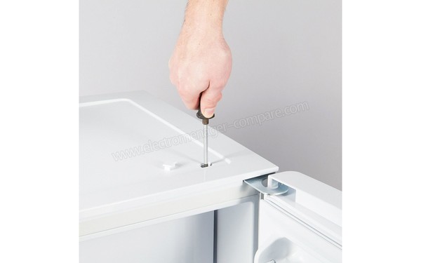 ULTRATEC 331400000675 - Charni&egrave;re de porte