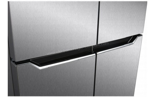 VALBERG 4D 421 E X742C - Zoom sur les poign&eacute;es