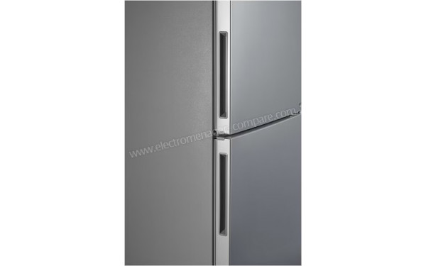 VALBERG CNF 310 C S625C - Zoom sur les poign&eacute;es int&eacute;gr&eacute;es