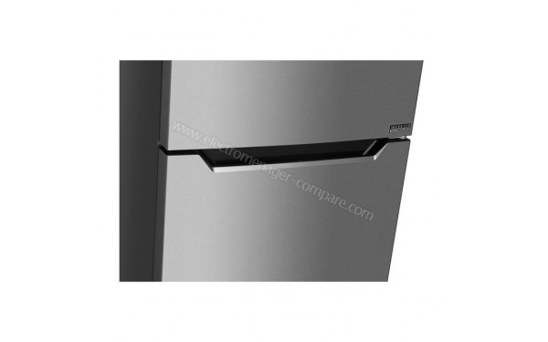 VALBERG CNF 323 B X742C - Zoom sur la poign&eacute;e int&eacute;gr&eacute;e