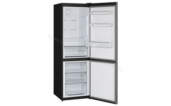 VALBERG CNF 324 A+ XVET - Vue 3/4 gauche porte ouverte