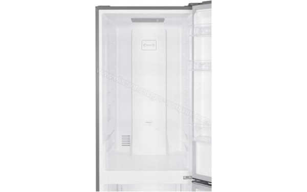 VALBERG CNF 327 C S742C - Vue de l'int&eacute;rieur partie r&eacute;frig&eacute;rateur