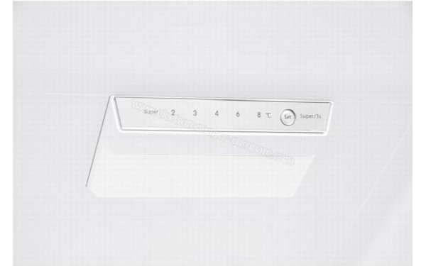 VALBERG CNF 327 E S742C - Panneau de commandes