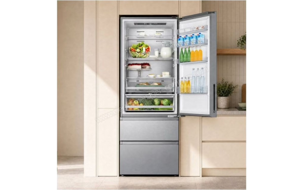 VALBERG CNF 493 D X180C - Vue de l'int&eacute;rieur partie r&eacute;frig&eacute;rateur