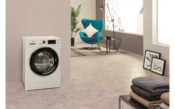 WHIRLPOOL FWDD1171582WBCVFRN - Mise en situation