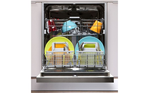 WHIRLPOOL ADG7000IX - Vue de l'int&eacute;rieur (cr&eacute;dit : Boulanger)