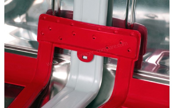 WHIRLPOOL ADG8674IX - Syst&egrave;me d'aspersion PowerClean (cr&eacute;dit : Darty)