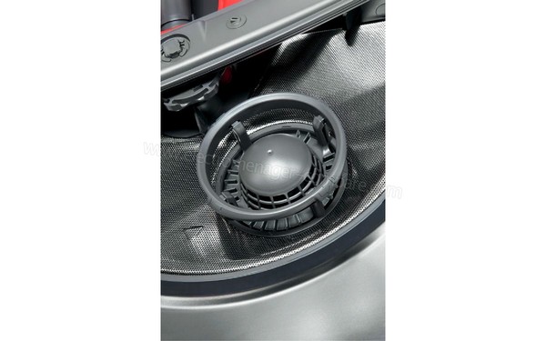 WHIRLPOOL ADG8674IX - Filtre (cr&eacute;dit : Darty)