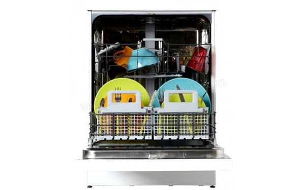 WHIRLPOOL ADP7442WH - Vue de l'int&eacute;rieur (cr&eacute;dit : Boulanger)