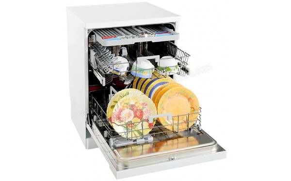 WHIRLPOOL ADP8688PCTR - Vue de l'int&eacute;rieur (cr&eacute;dit : Darty)