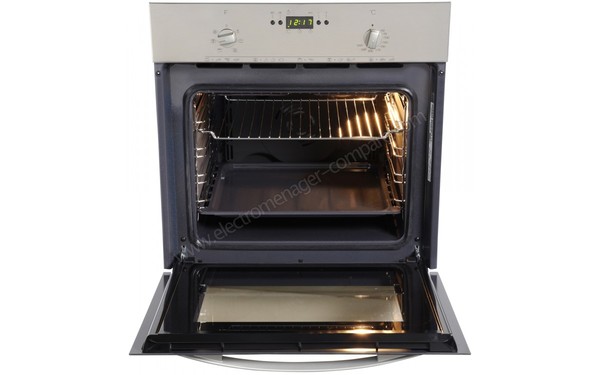 WHIRLPOOL AKP 250/IX - Vue de l'int&eacute;rieur 4 (cr&eacute;dit : Boulanger)