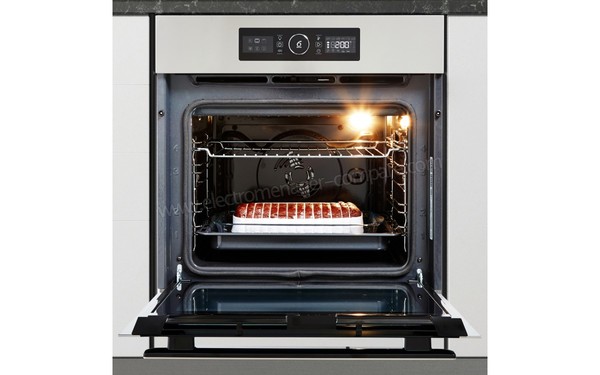 WHIRLPOOL AKZ 626/IX - Vue de l'int&eacute;rieur (cr&eacute;dit : Boulanger)