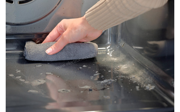 WHIRLPOOL AKZ9 9480 IX - Mise en situation