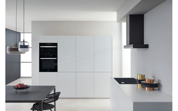 WHIRLPOOL AMW 770/NB - Mise en situation