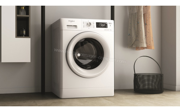 WHIRLPOOL FFB7638WEU - Mise en situation