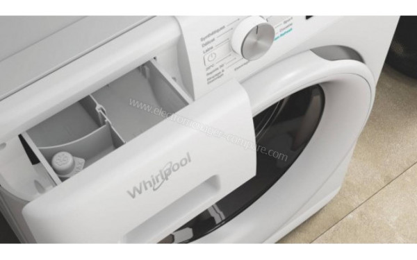 WHIRLPOOL FFBU8248VFR - Zoom sur le tiroir lessiviel
