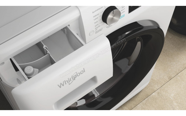 WHIRLPOOL FFDB9458BVFR - Zoom sur le tiroir lessiviel