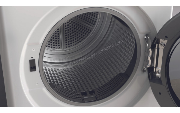 WHIRLPOOL FFTBNM229X2BFR - Zoom sur le tambour