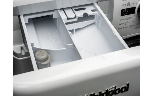 WHIRLPOOL FWDG97168B EU - Zoom sur le tiroir lessiviel