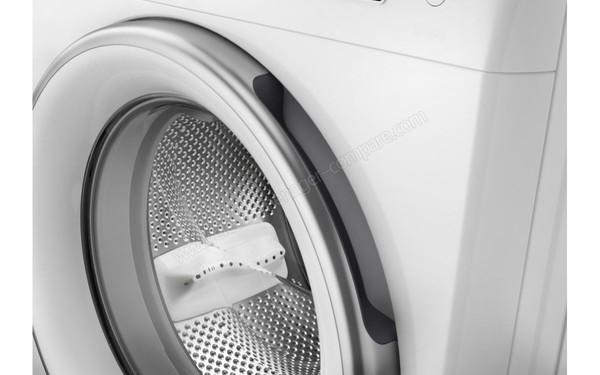 WHIRLPOOL FWDG97168WSFR - Poign&eacute;e d'ouverture (cr&eacute;dit : Boulanger)