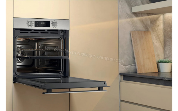 WHIRLPOOL OMR555RR0X - Appareil encastr&eacute; vue de l'int&eacute;rieur